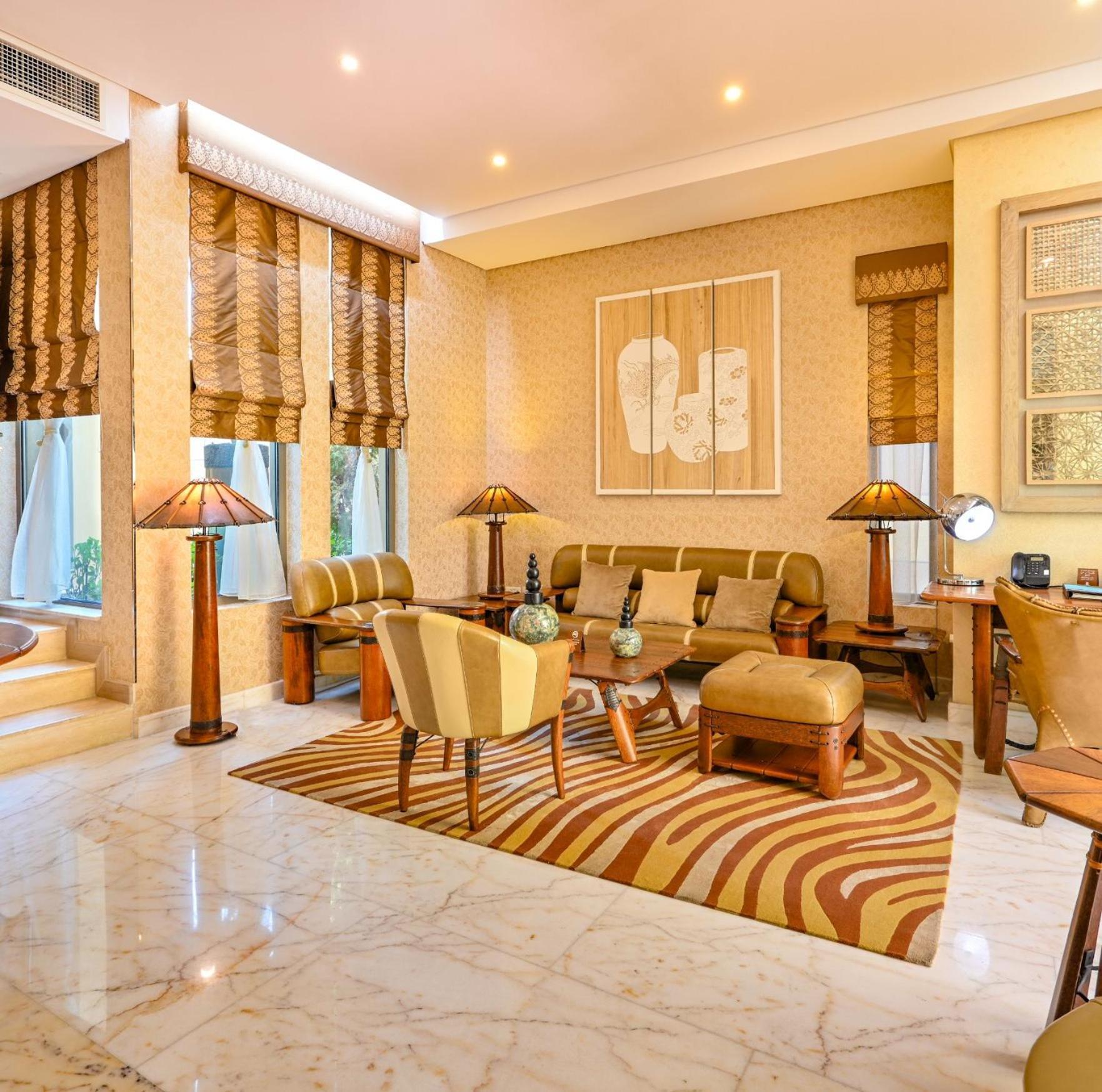 Palavra Resort Manáma Kültér fotó The interior of a suite at the Taj Mahal Palace, Mumbai
