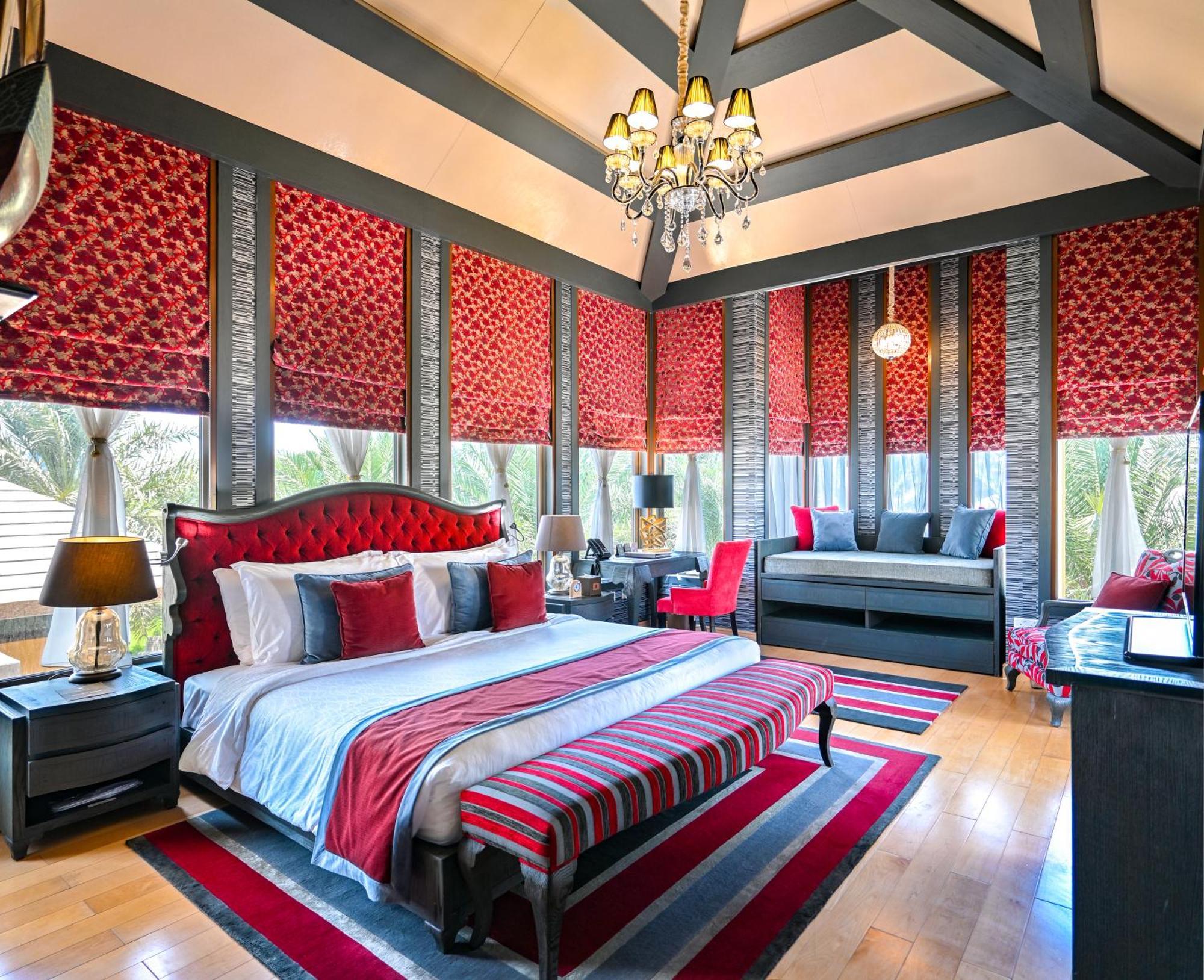 Palavra Resort Manáma Kültér fotó A bedroom at The Oberoi, Mumbai